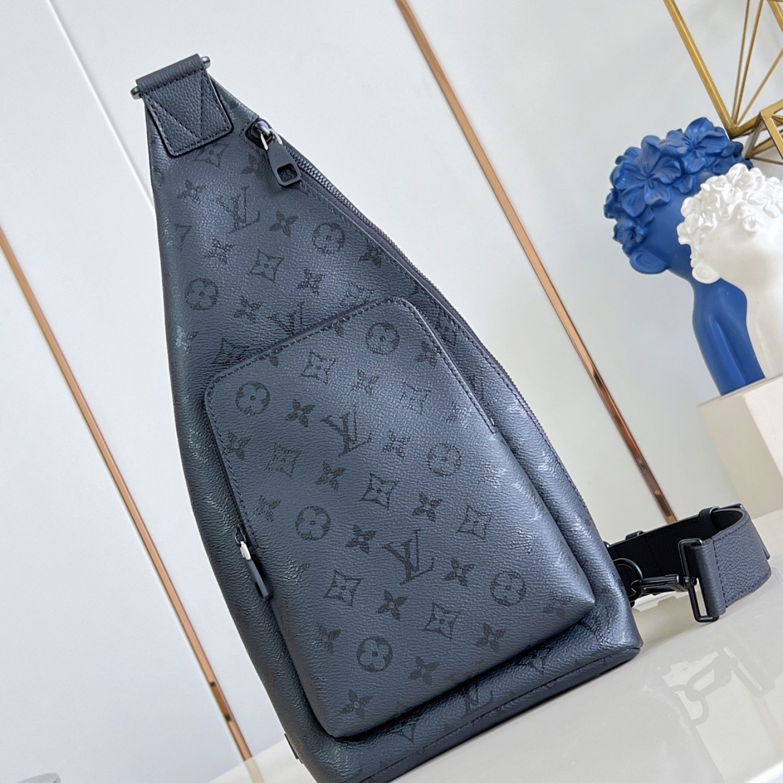LV bag 220462 $162.25 USD