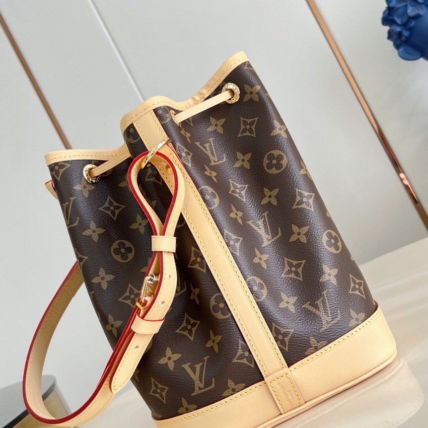 LV bag 220464 $192.5 USD