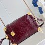LV bag 220466 $244.75 USD