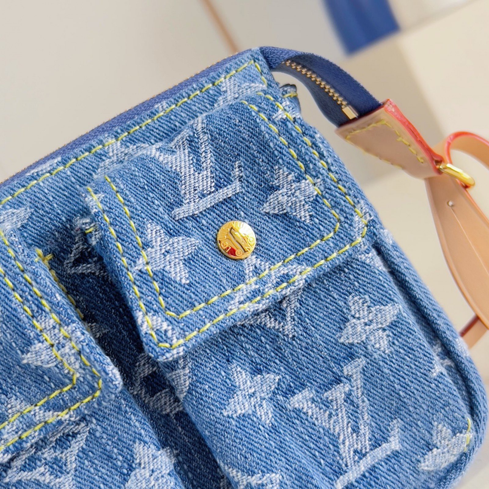 LV bag 220471 $148.5 USD