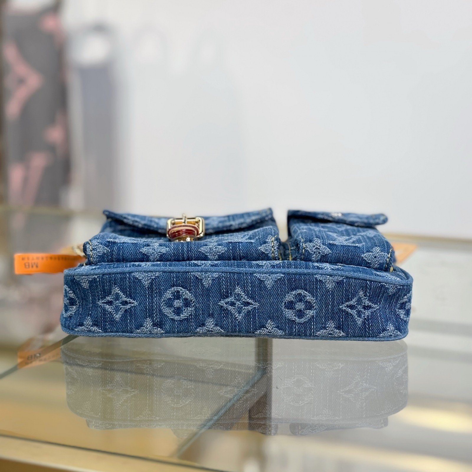 LV bag 220487 $217.25 USD
