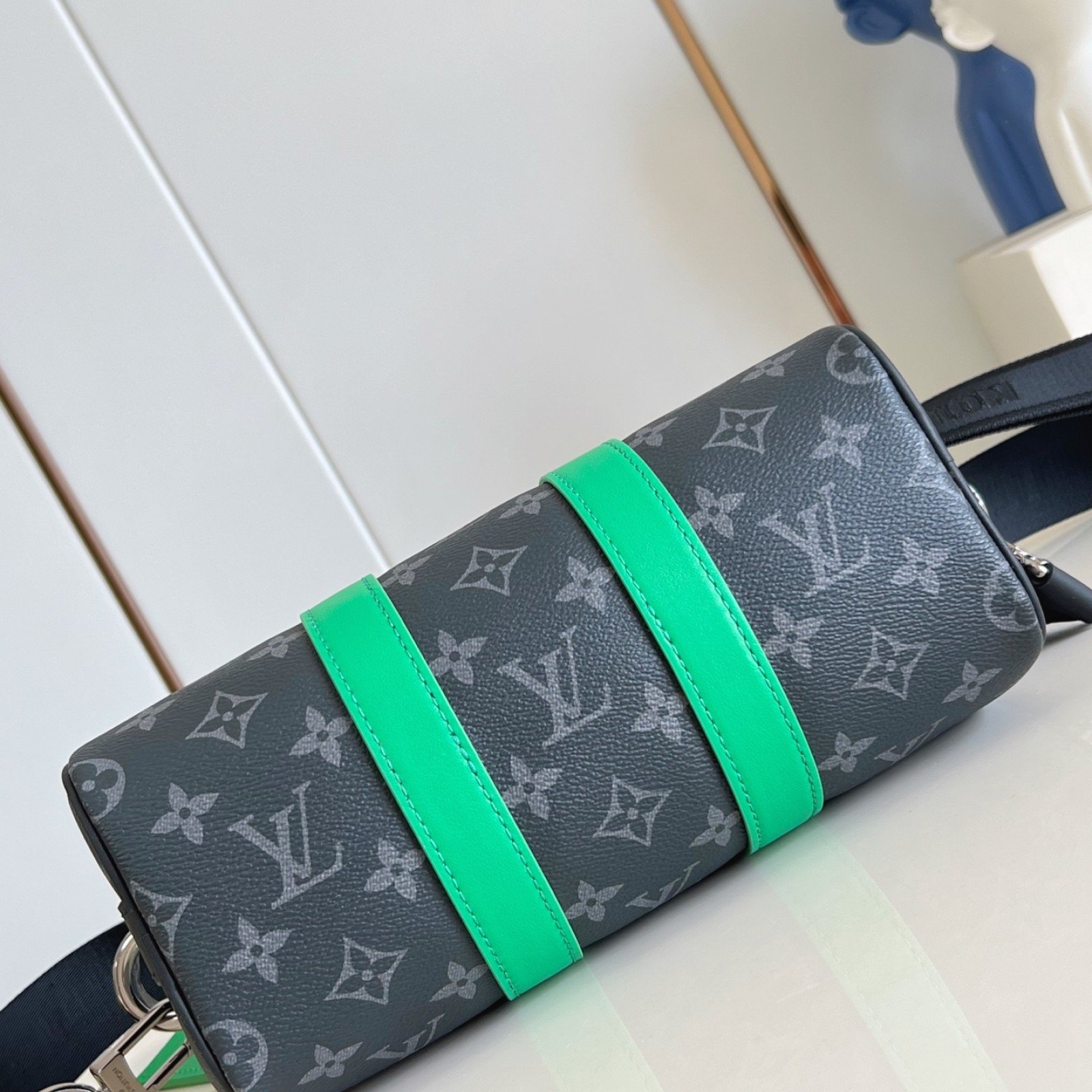 LV bag 220492 $178.75 USD