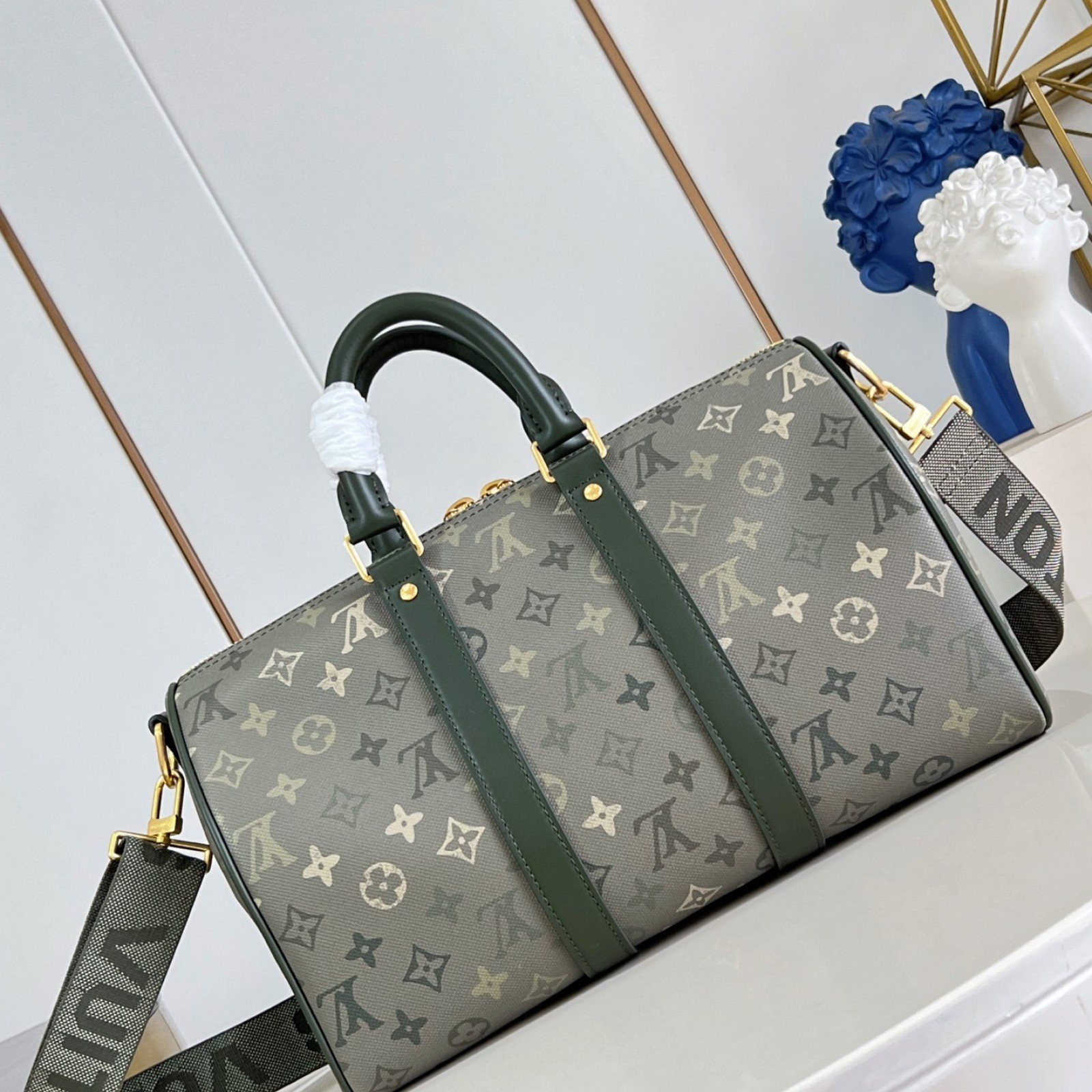 LV bag 220493 $247.5 USD