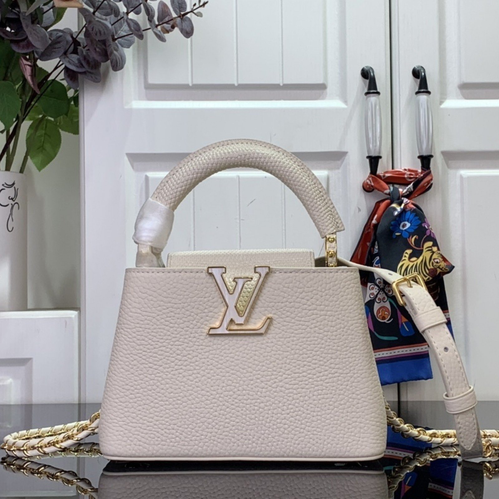 LV capucines bb m25611