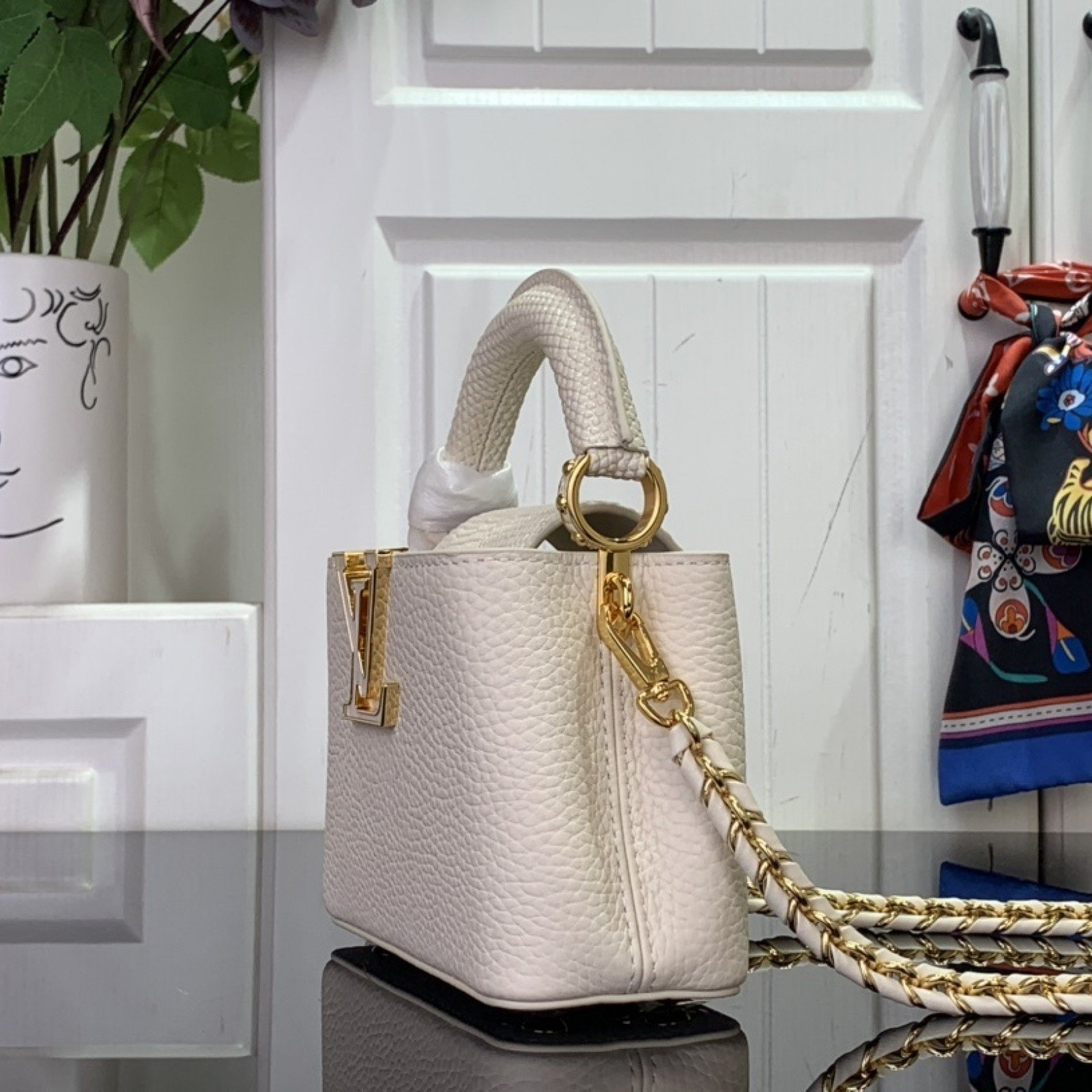 LV capucines bb m25611