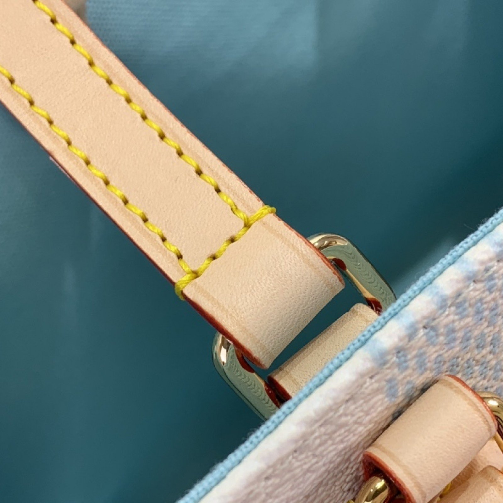 LV onthego mm  n40518A