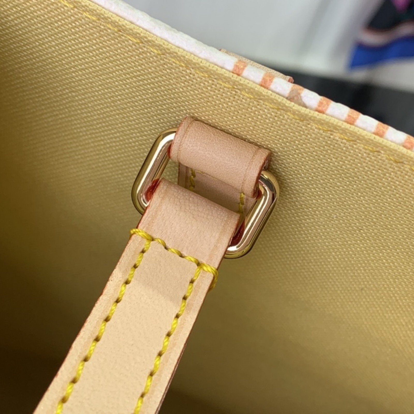 LV onthego mm  n40518A