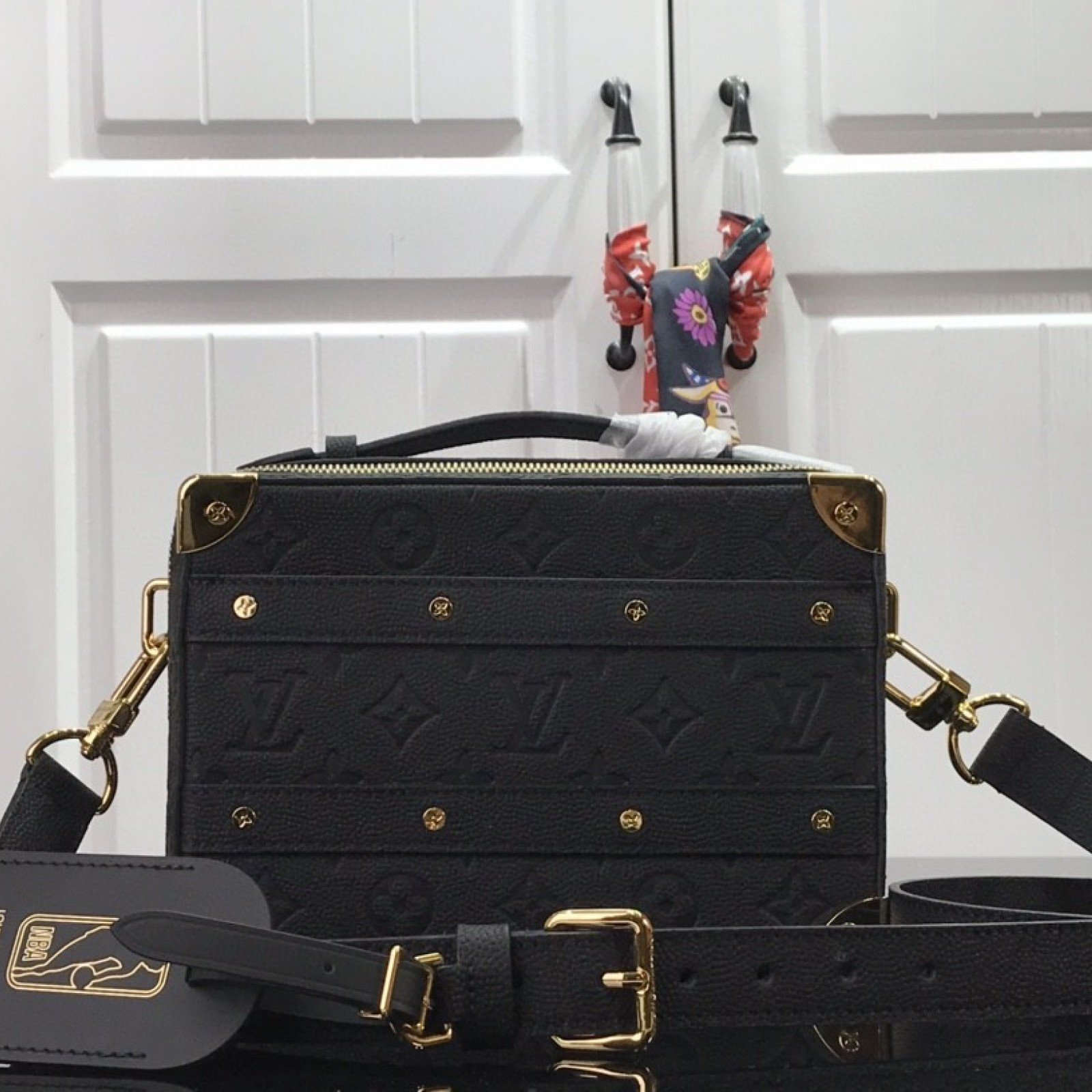 LVXNBA HANDLE TRUNK M57971