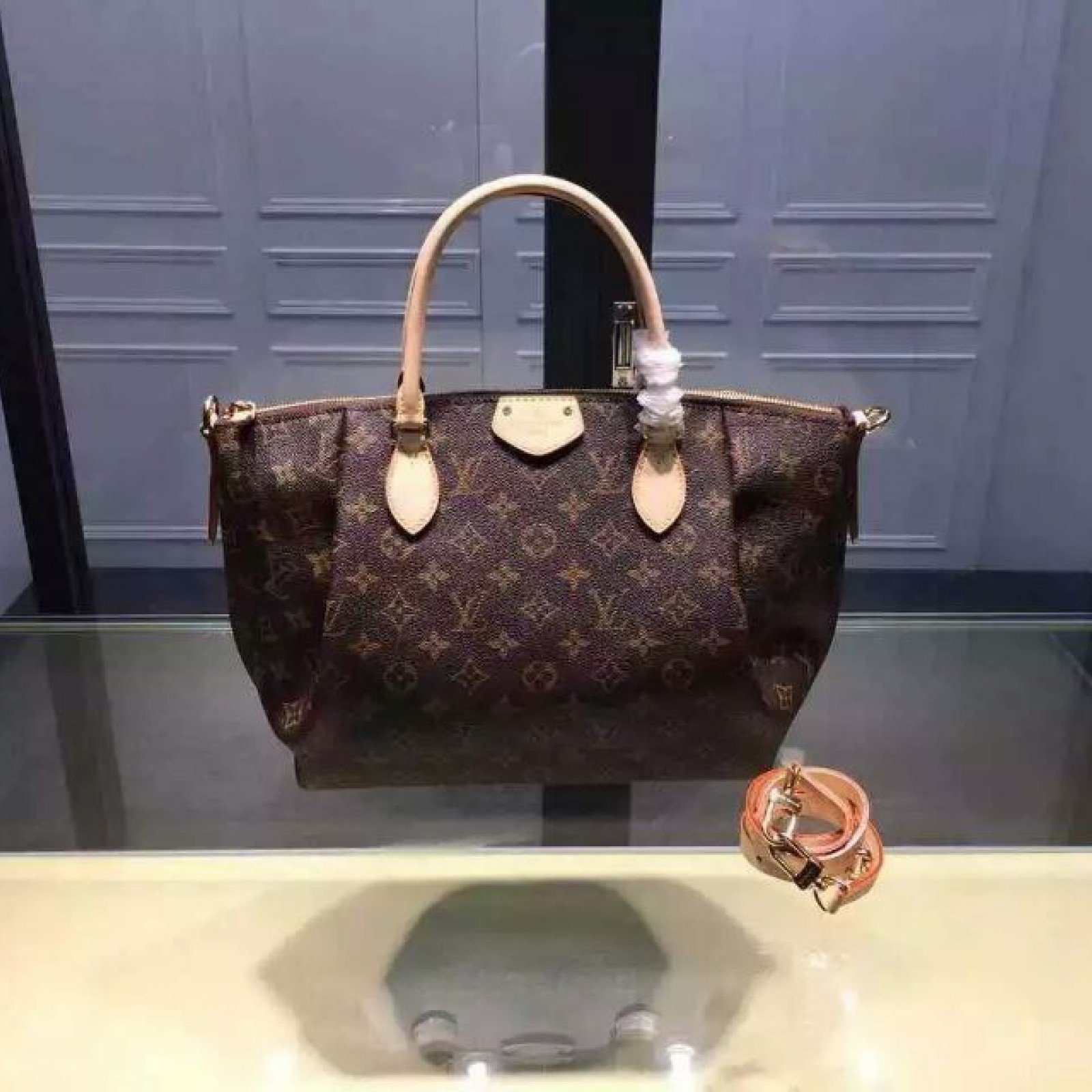 Louis Vuitton LV TURENNE Monogram