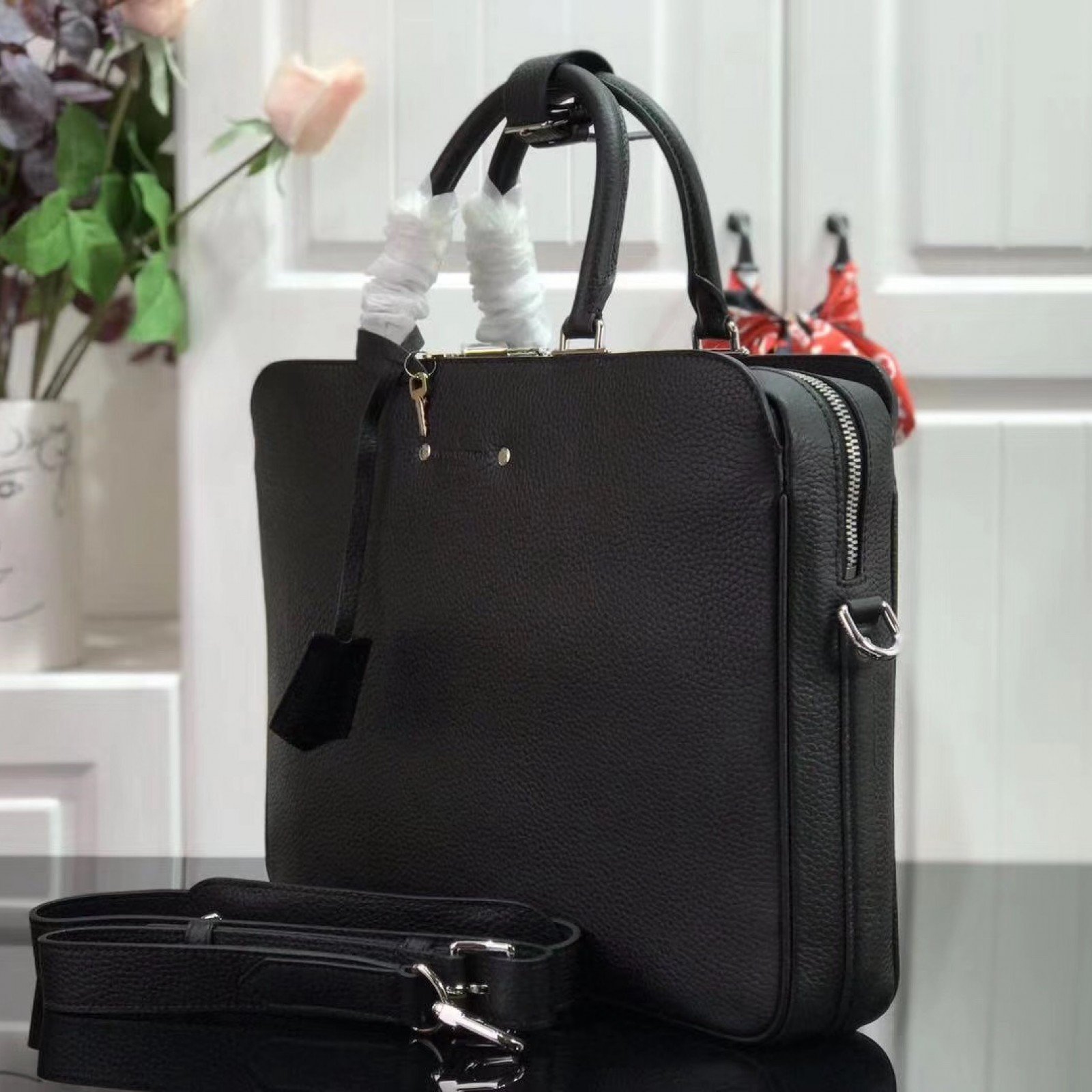 LV ARMAND BRIEFCASE M42680