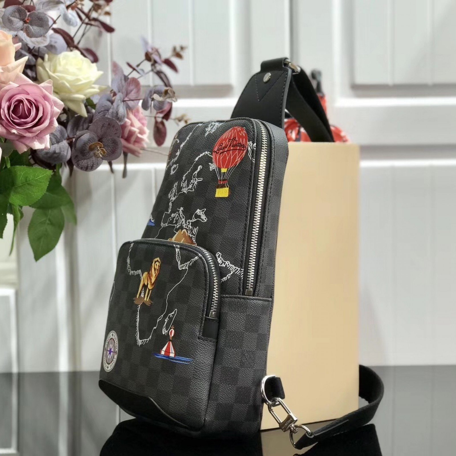 LV AVENUE SLING BAG N41719DT