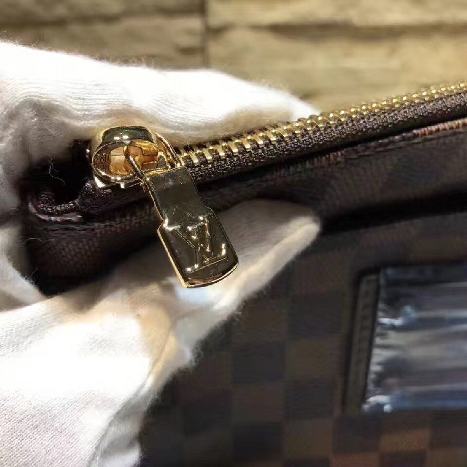 LV BROOKLYN N41100