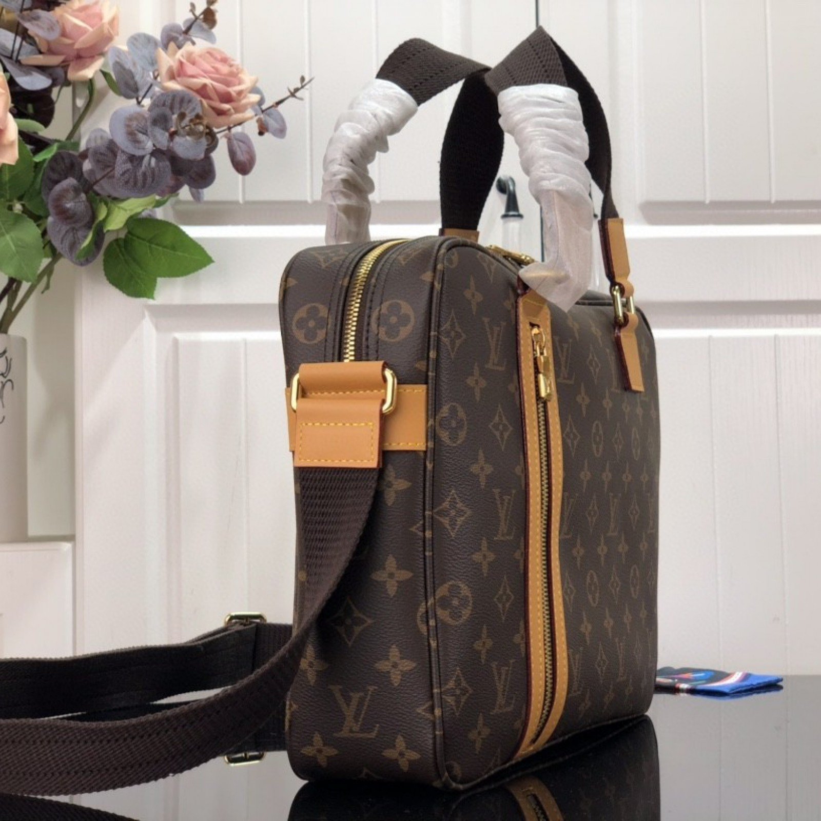 LV BUSINESS BAG M40043