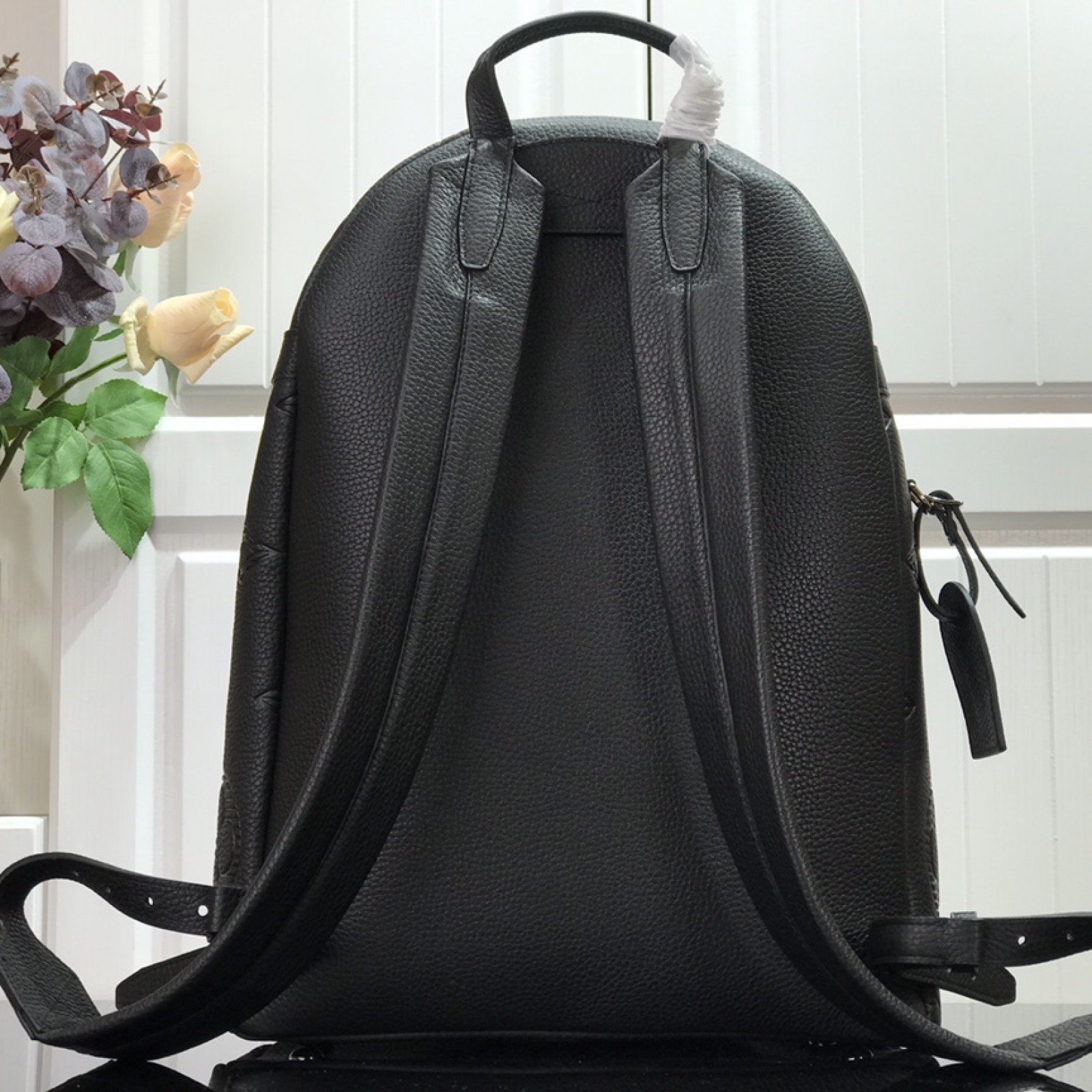 LV Bakcpack M57288T