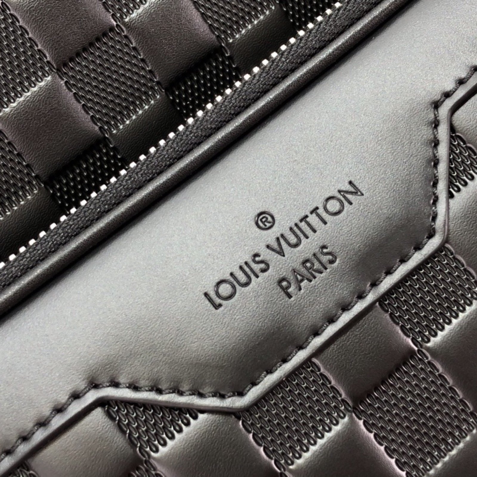 LV Bakcpack N40094M