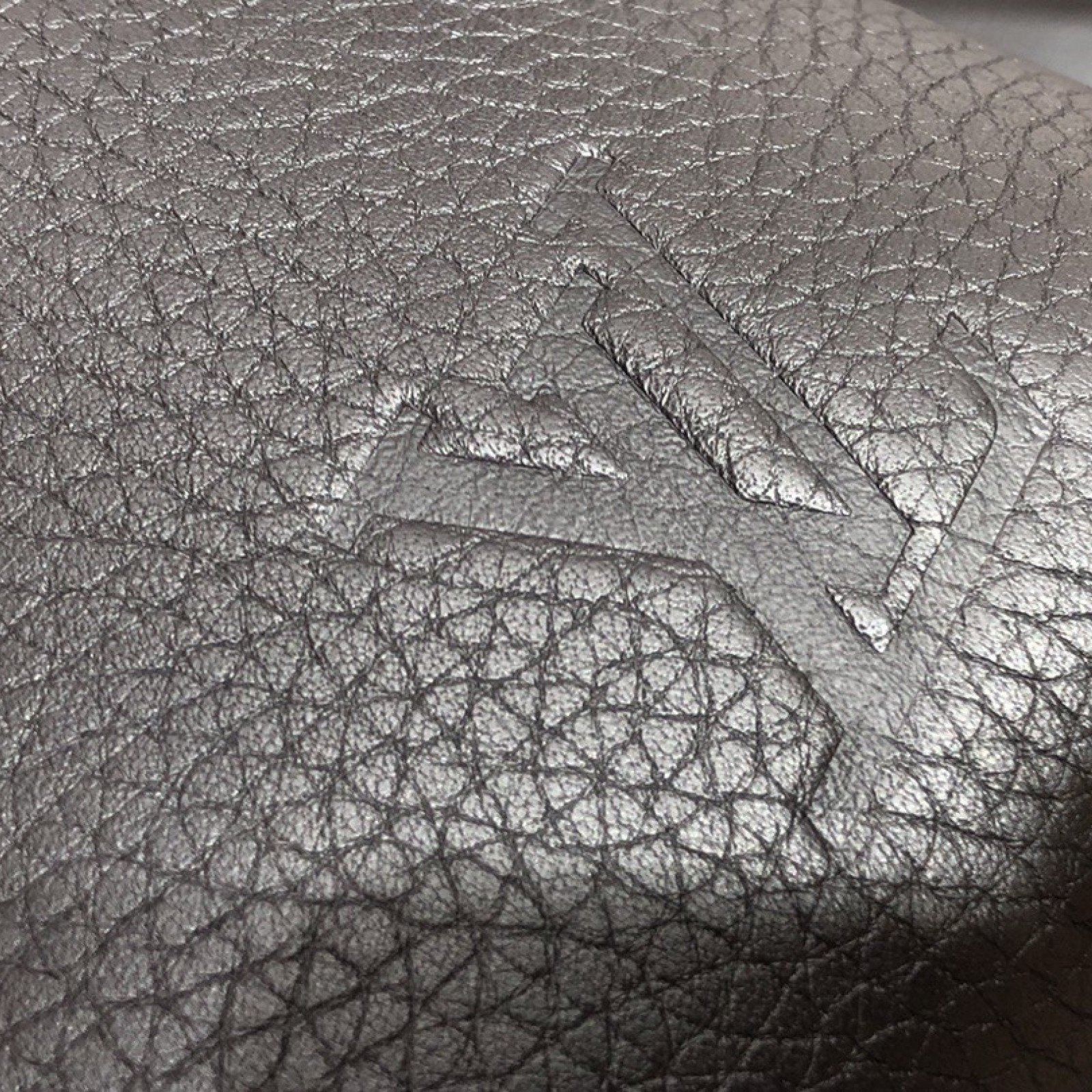 LV CABAS VOYAGE M52817