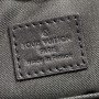 LV CHRISTOPHER MESSENGER M58476