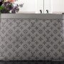 LV Clutch bag M81385