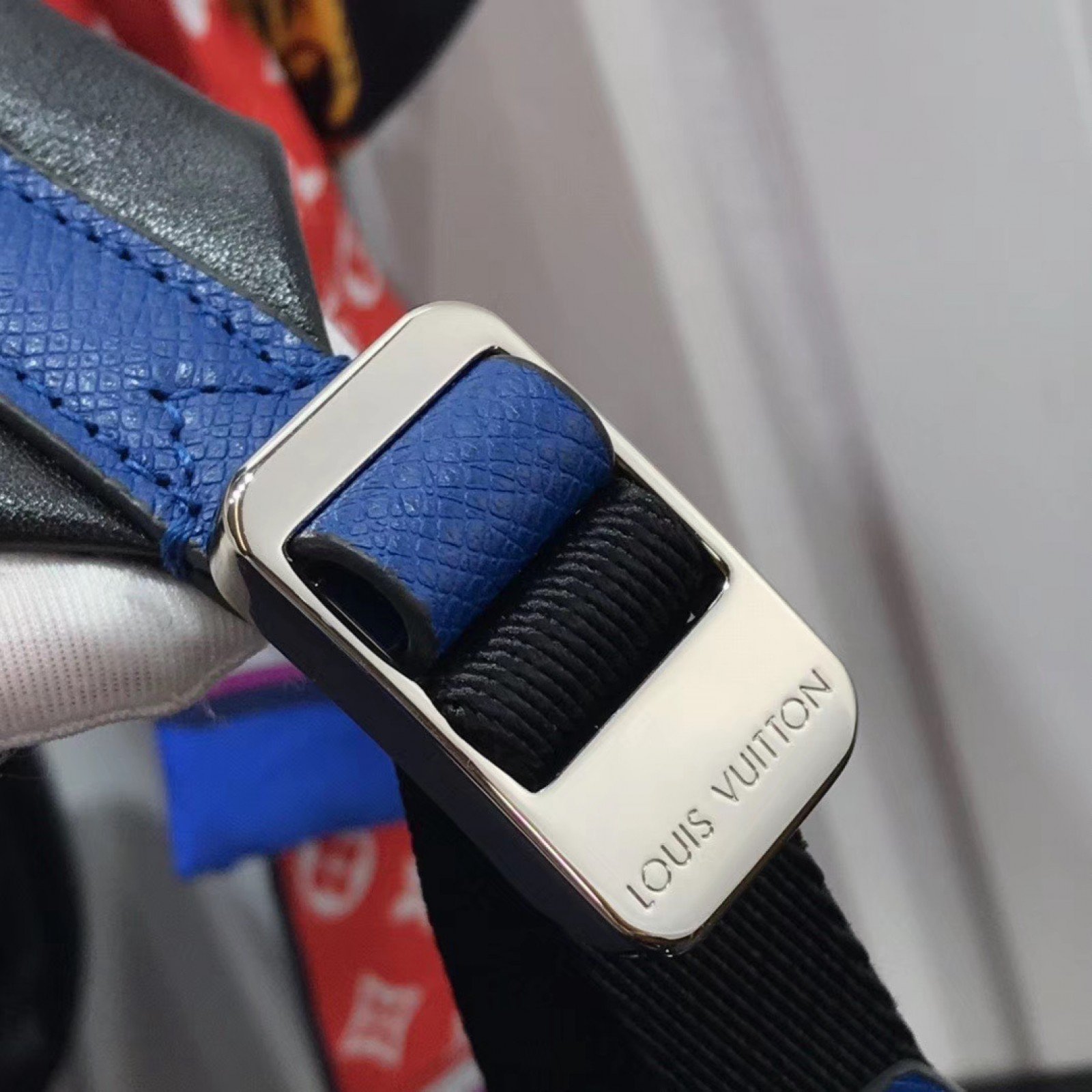 LV DISCOVERY BACKPACK PM M30359