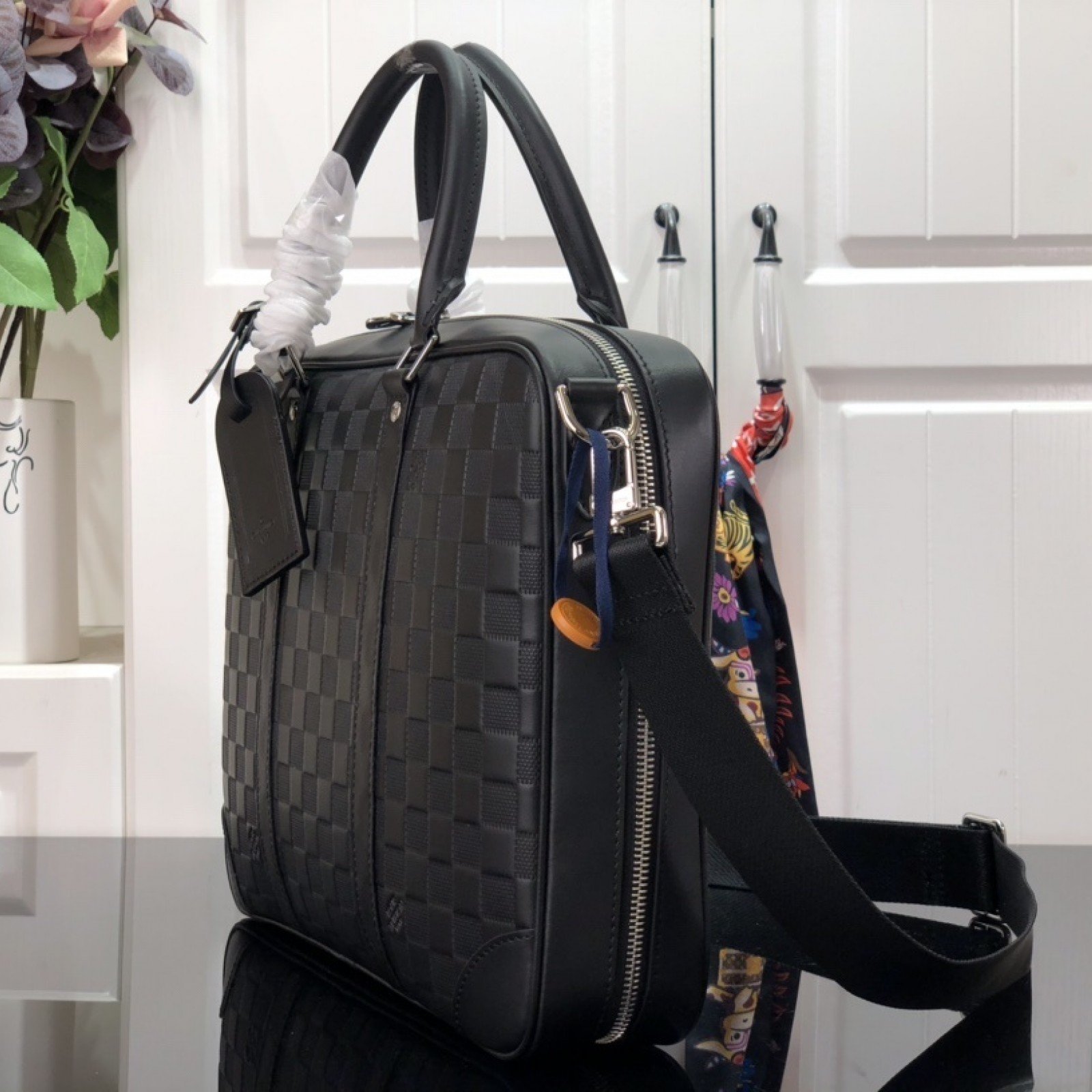 LV Handbag N45288