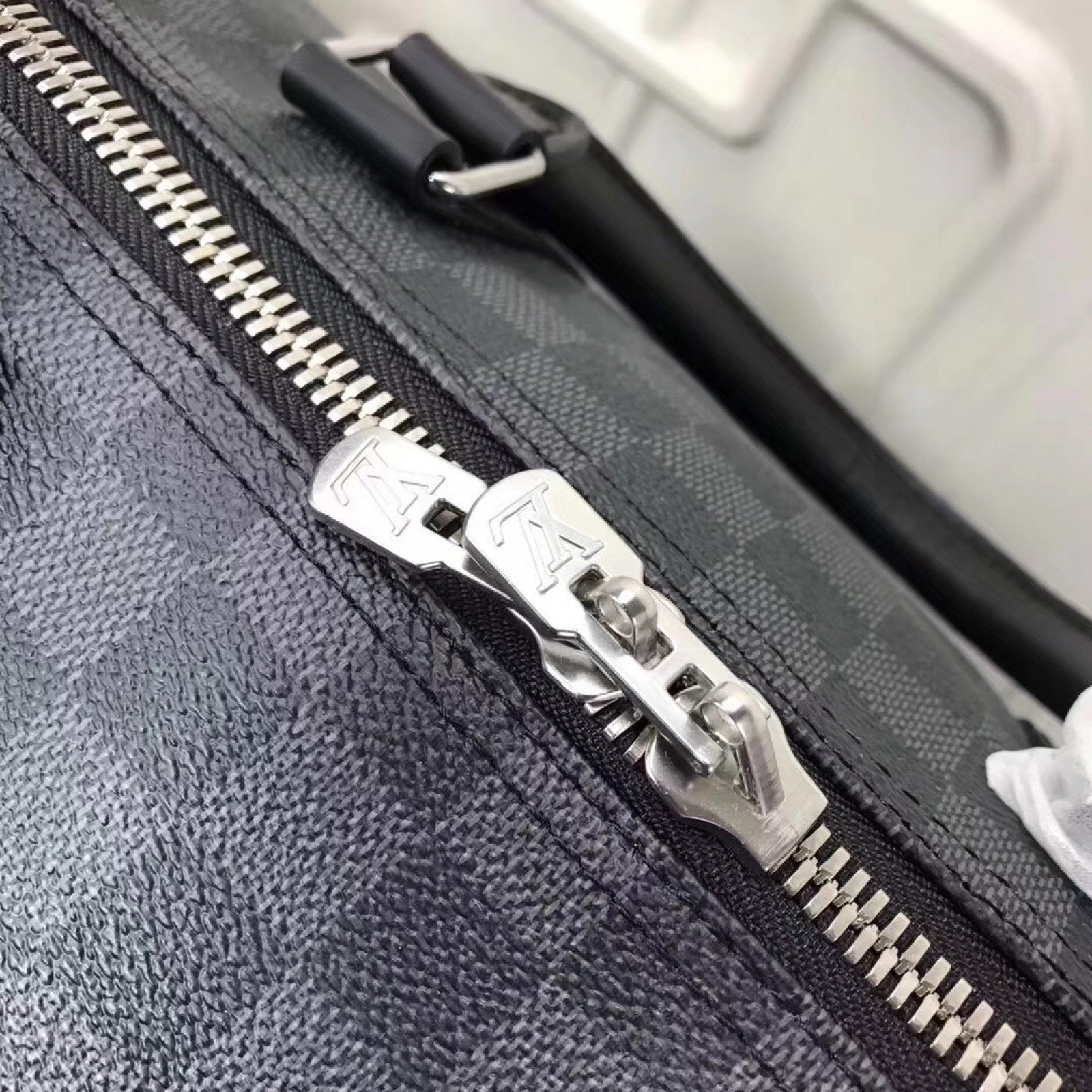 LV KEEPALL  M41057