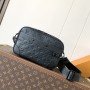 LV MEN bag 50817A
