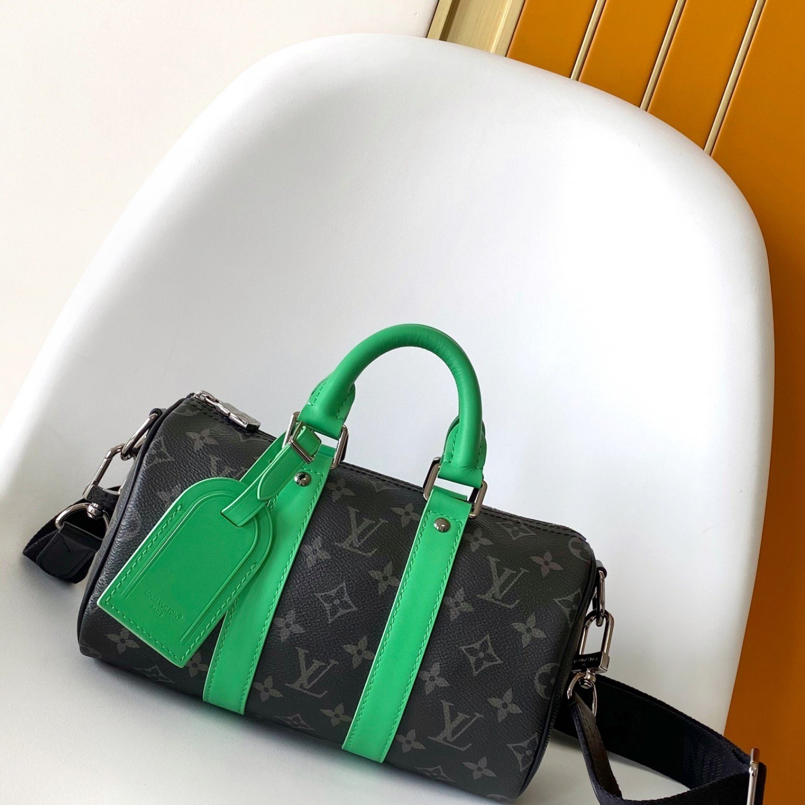 LV MEN bag 50817A
