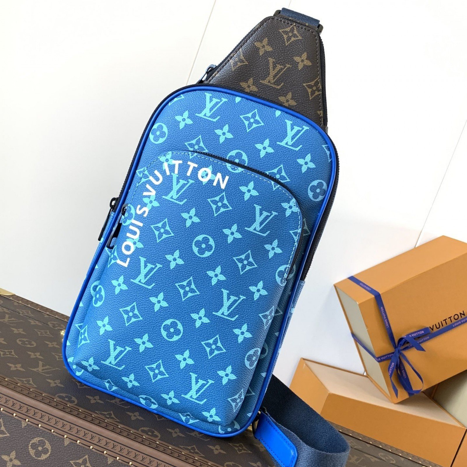LV MEN bag 50817A