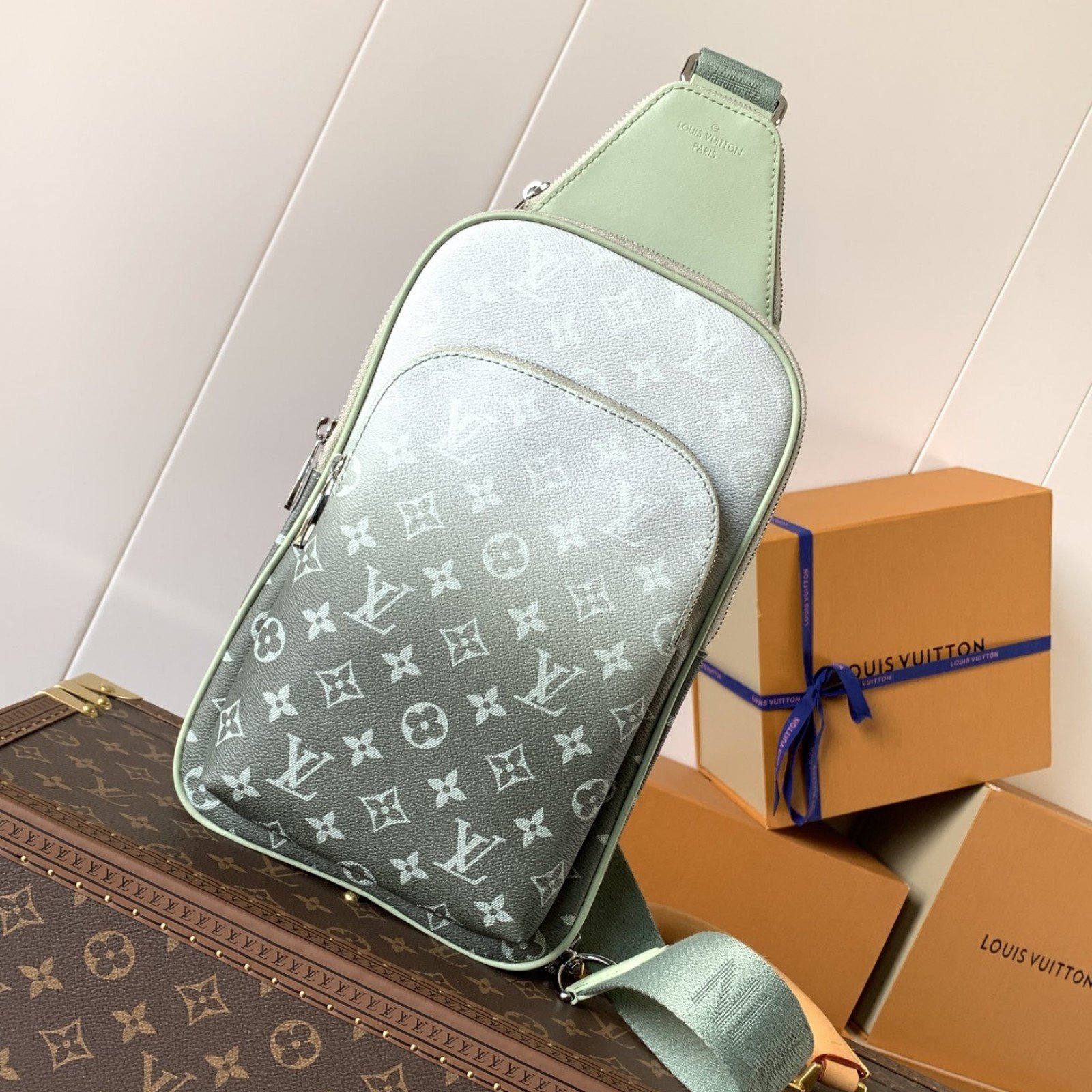 LV MEN bag 50817A