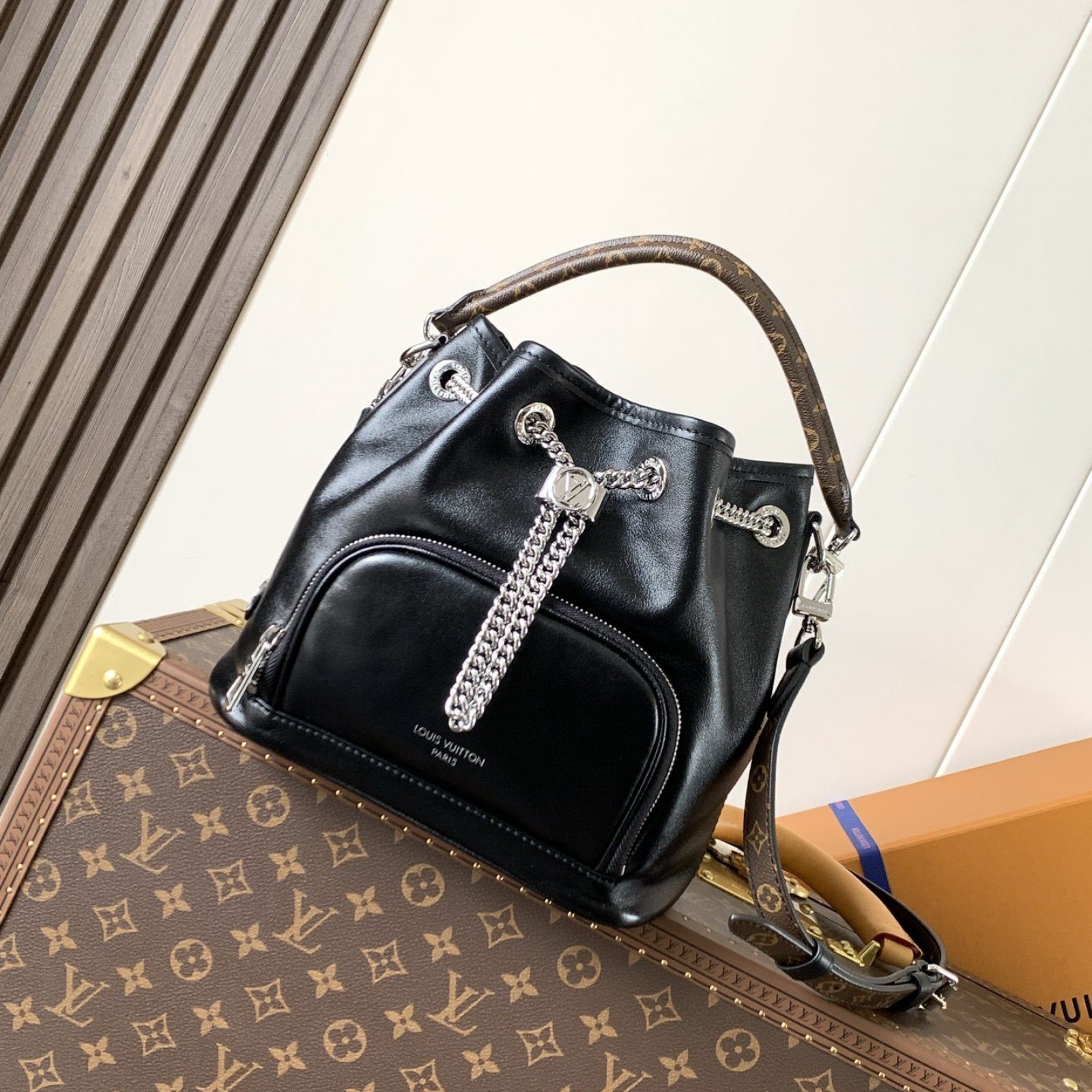 LV MEN bag 50817A