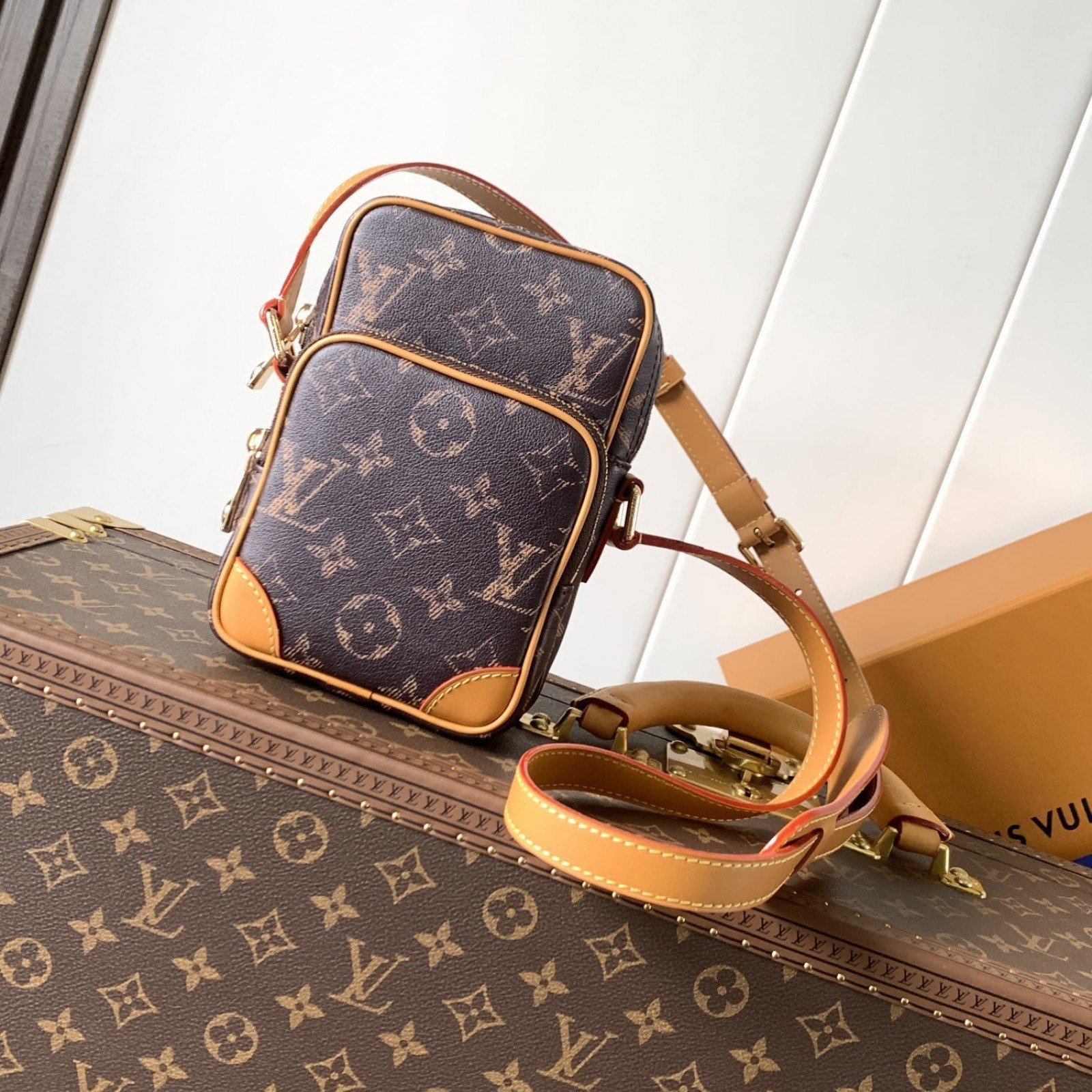 LV MEN bag 50817A