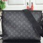 LV MESSENGER BAG M48219AP