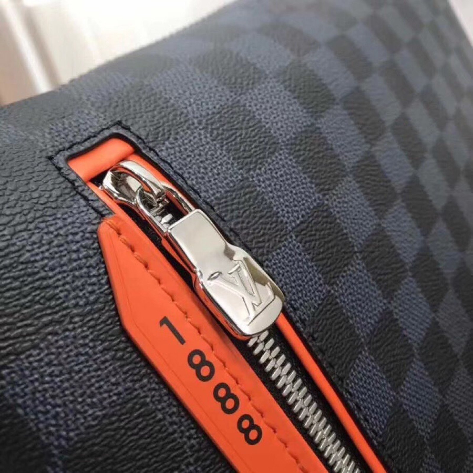 LV MESSENGER Bag M42416