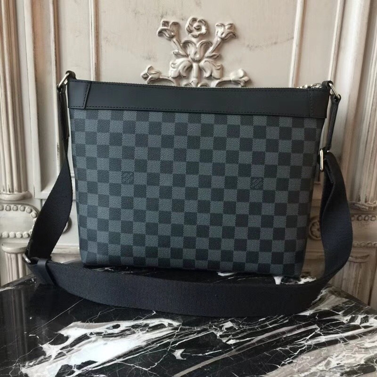LV MICK Bag N40003X
