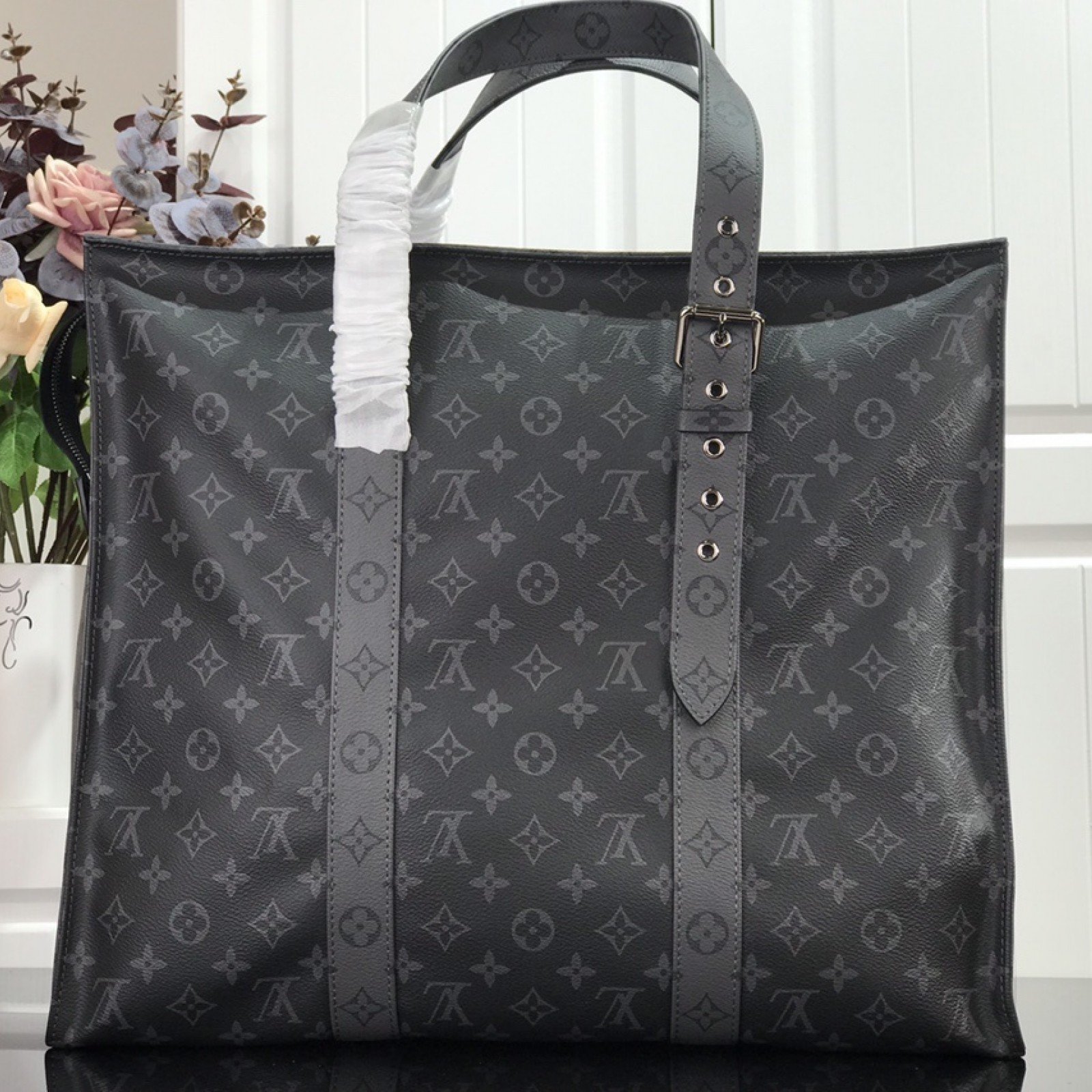 LV NEW CABAS ZIPPE GM M45379