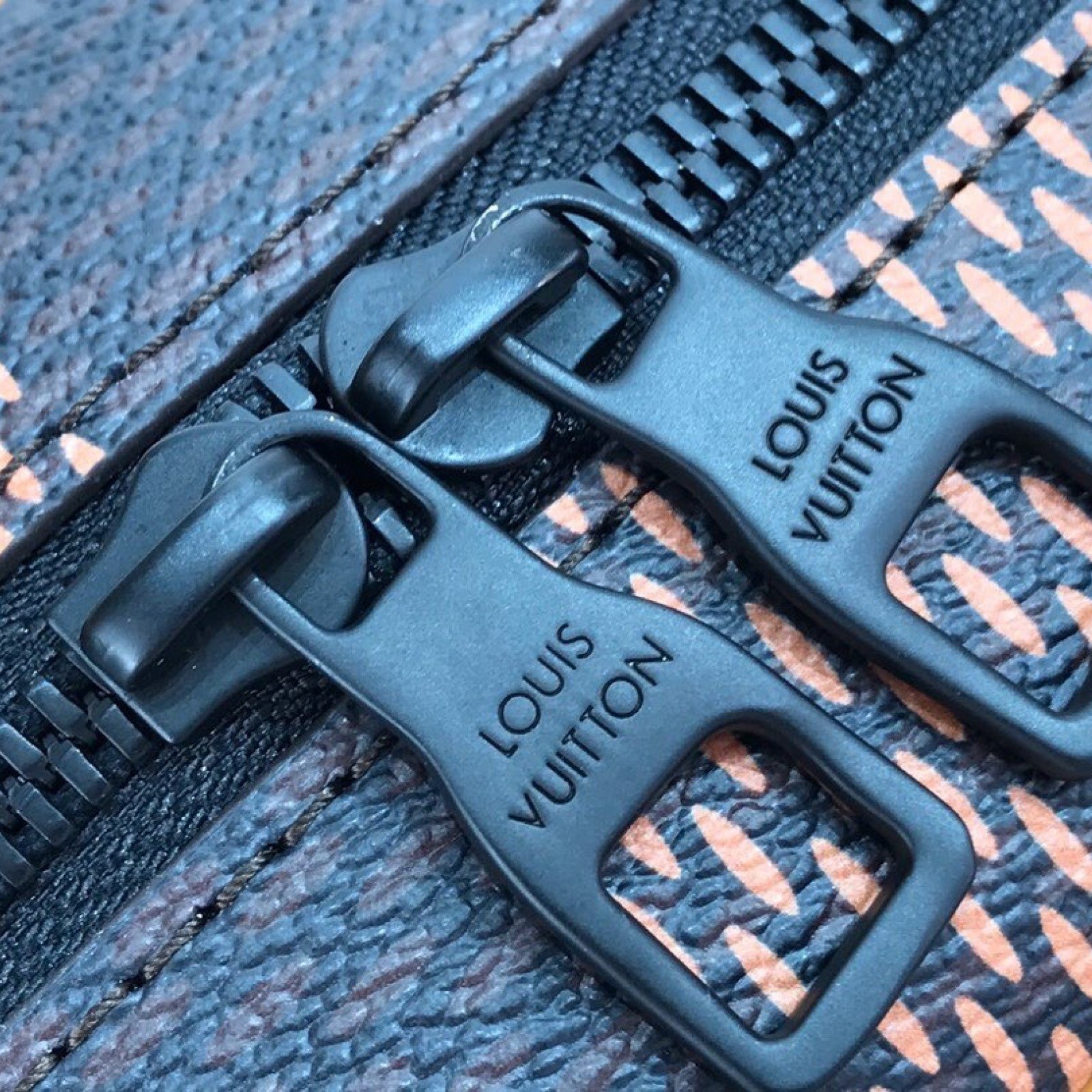 LV Shoulder bag M44757