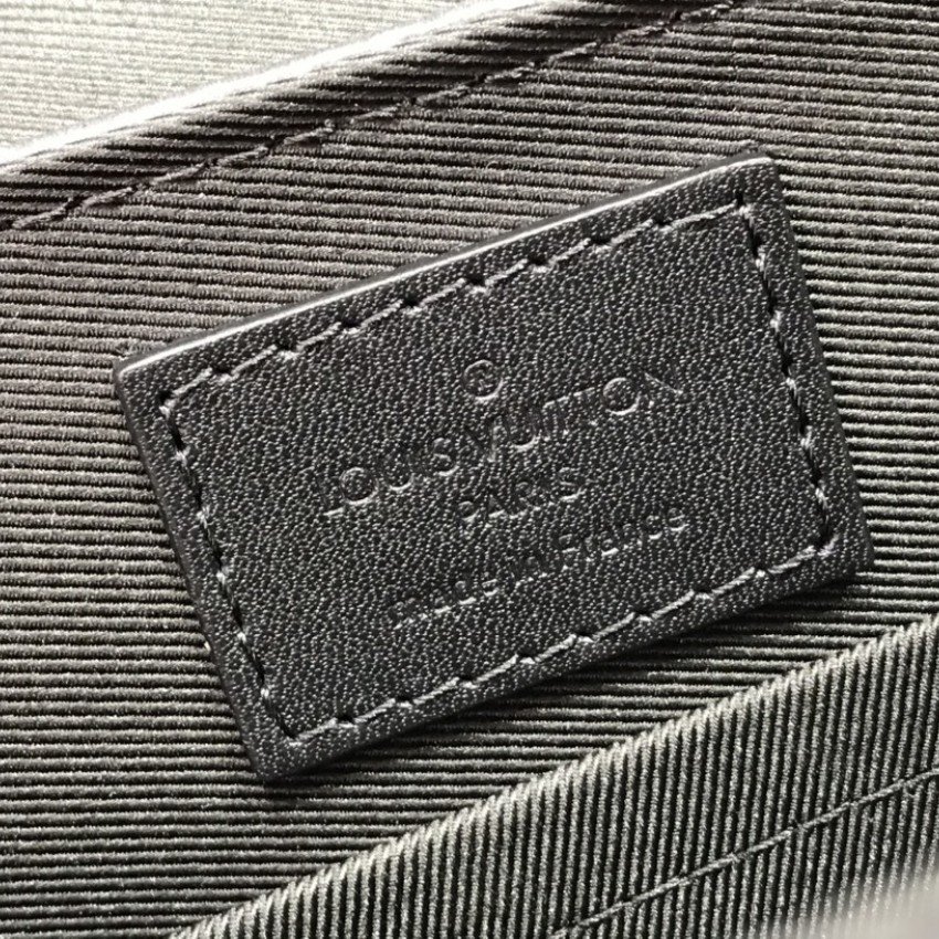 LV TRUNK MESSENGER M45727