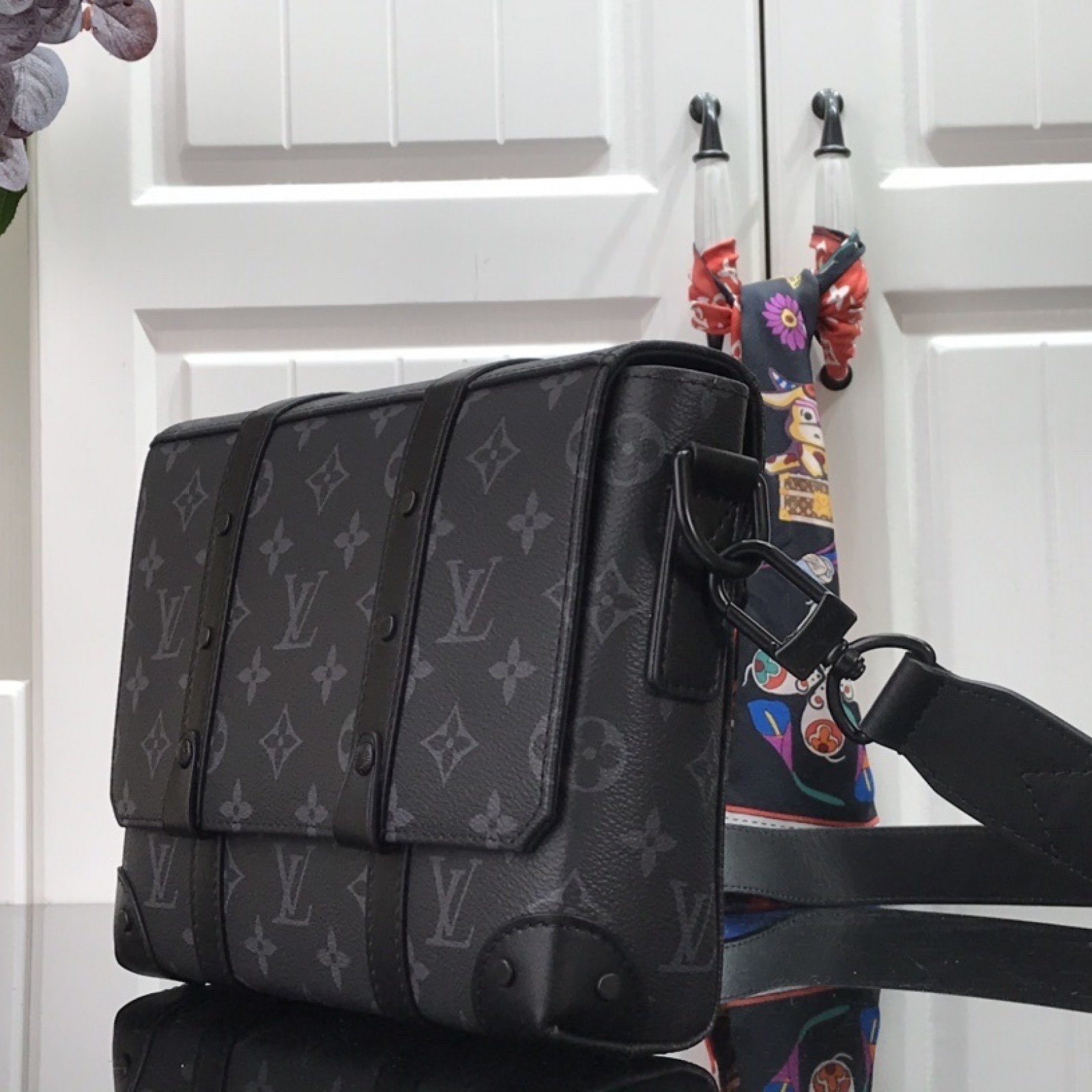 LV TRUNK MESSENGER M45727
