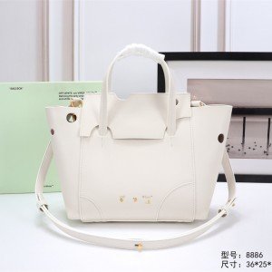 OF.F #8886    36*26*13cm