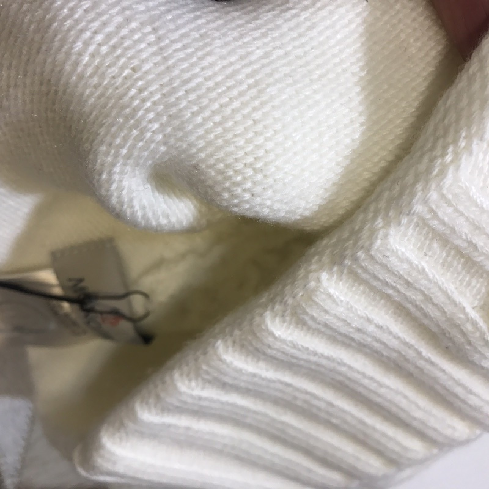 Scarves&Beanies with Pom Pom