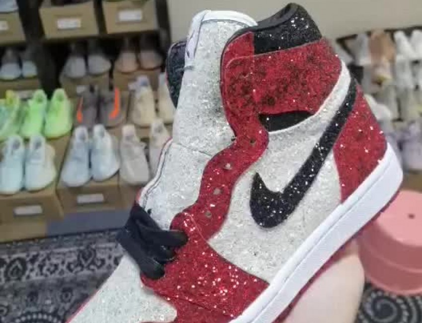 Air Jordan 1 "Bred Diamond" [CK5566-610]
