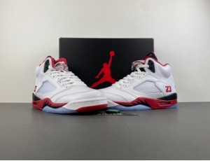 Air Jordan 5 'Fire Red Black Tongue' (HQ7978-101)