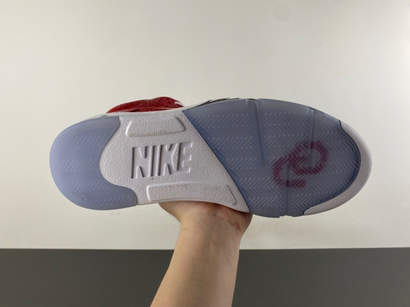 Air Jordan 5 Retro Fire Red (HQ7978-600)