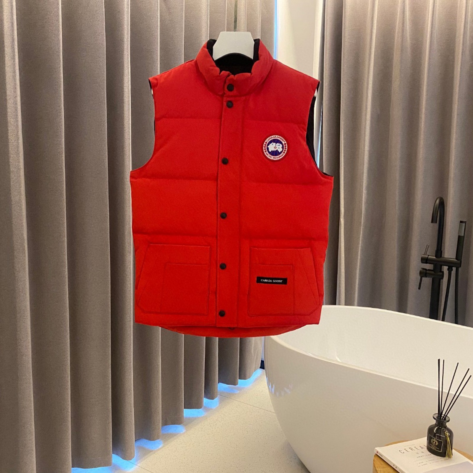 Mens Canada Goose/WOMens Canada Goose COAT Limited New Style Crofton Bread Down Jacket