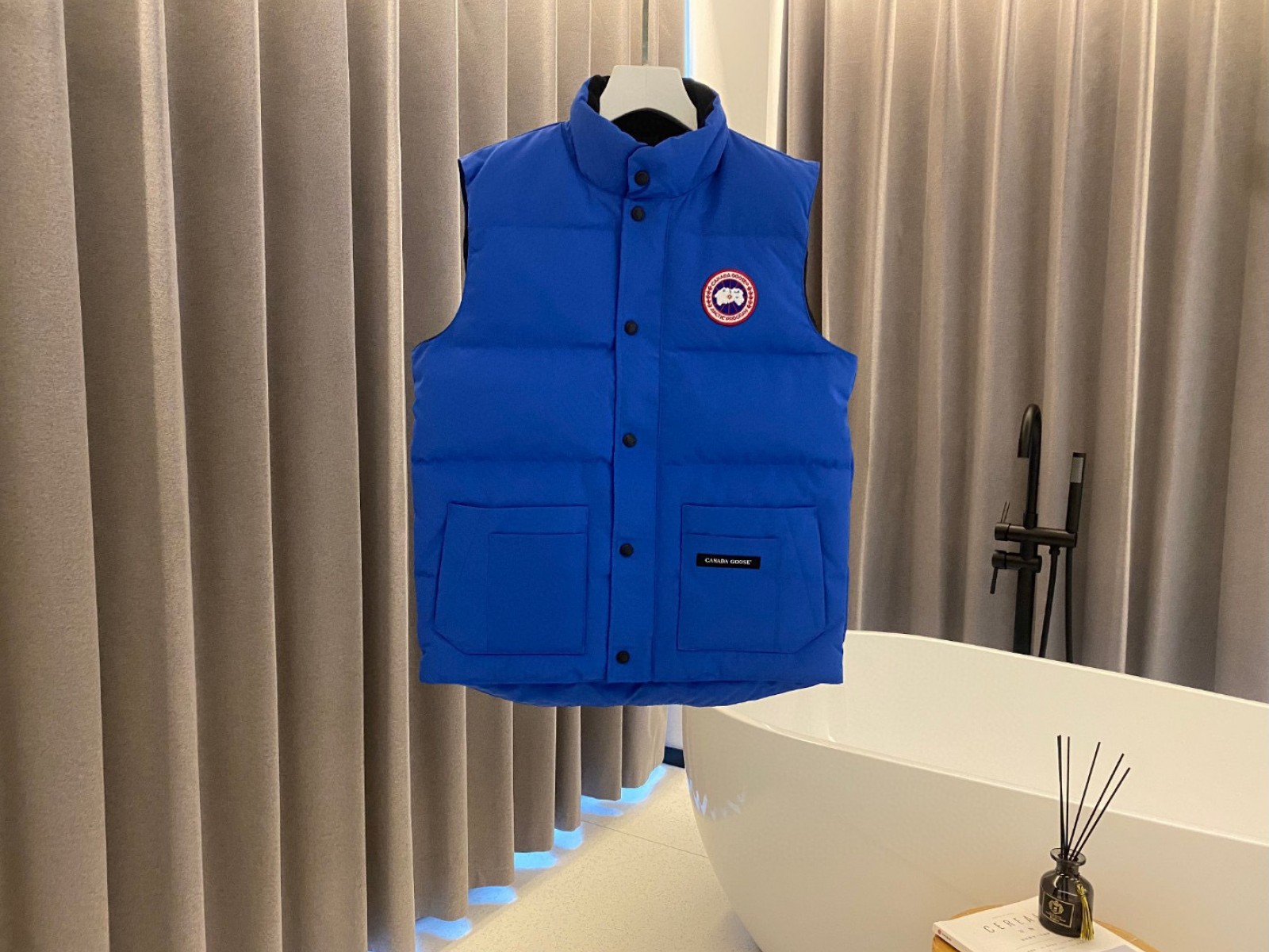 Mens Canada Goose/WOMens Canada Goose COAT Limited New Style Crofton Bread Down Jacket