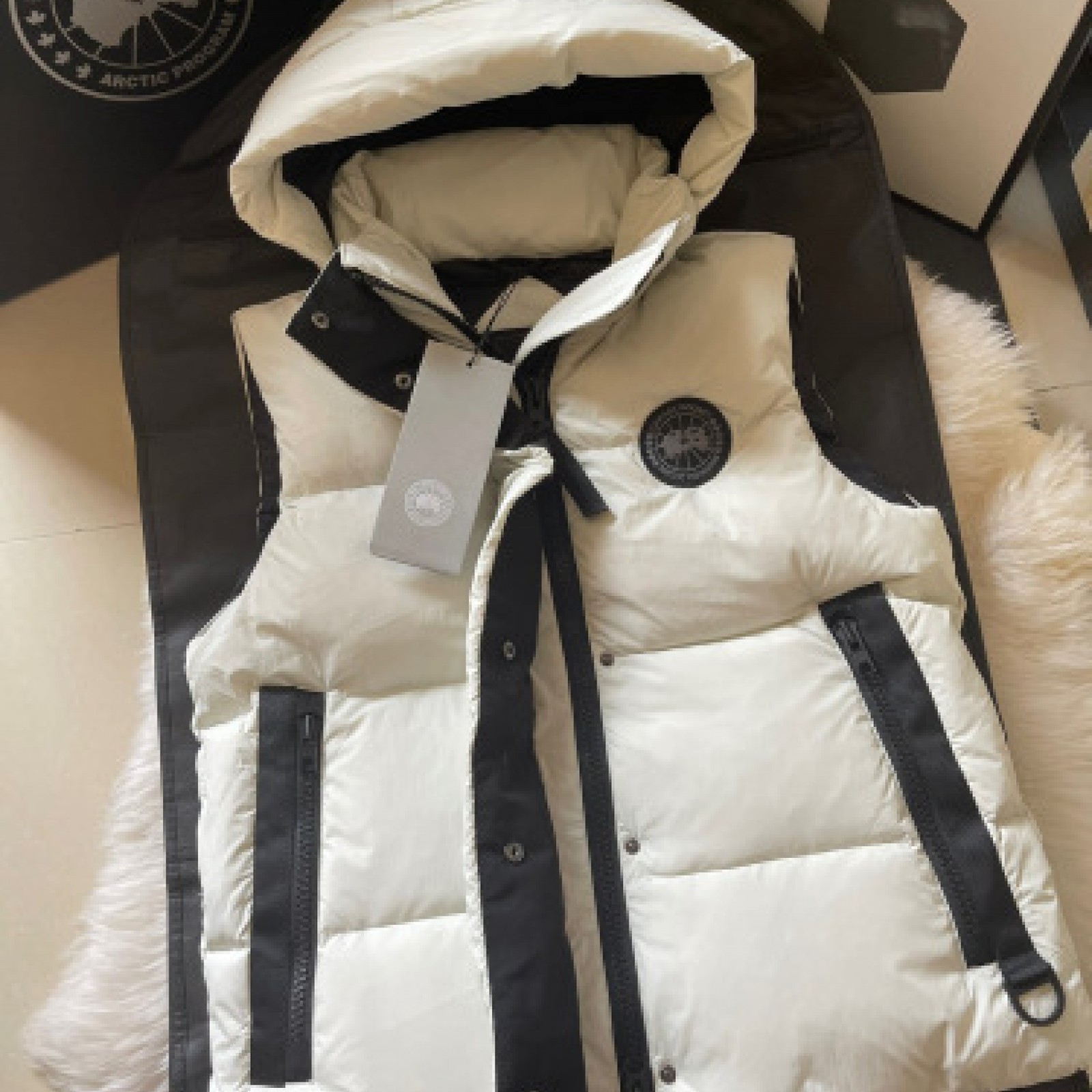 CN194 Mens Canada Goose COAT Mens Canada Gooses Same Style Down Jacket