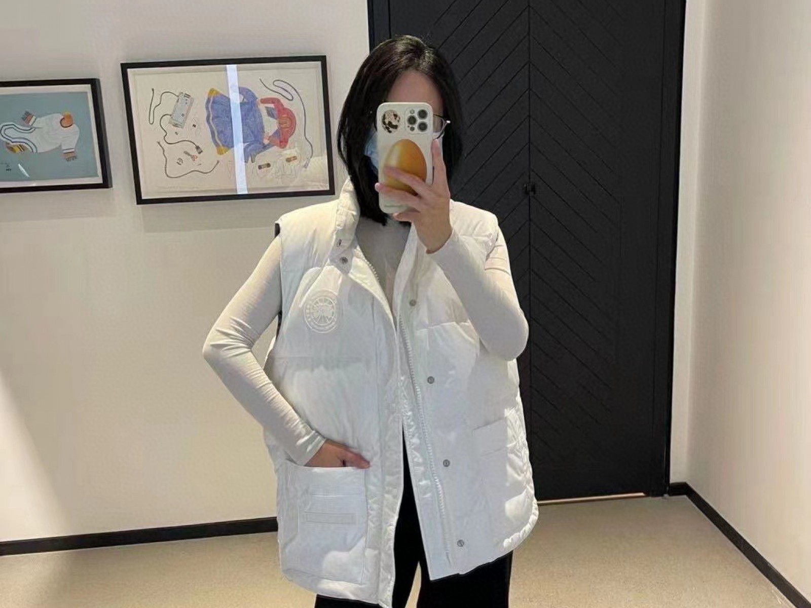 CN106 Mens Canada Goose VEST  New Mens Canada Gooses Down Vest for Both Mens Canada Goose and WoMens Canada Goose