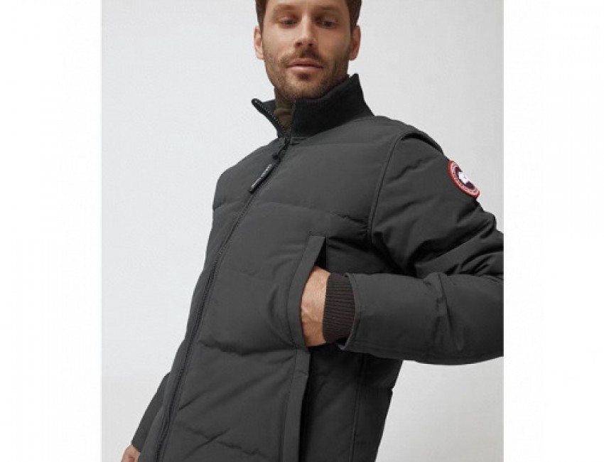 CN149 Men's Canada Goose VEST New style Men's Canada Goose's down vest