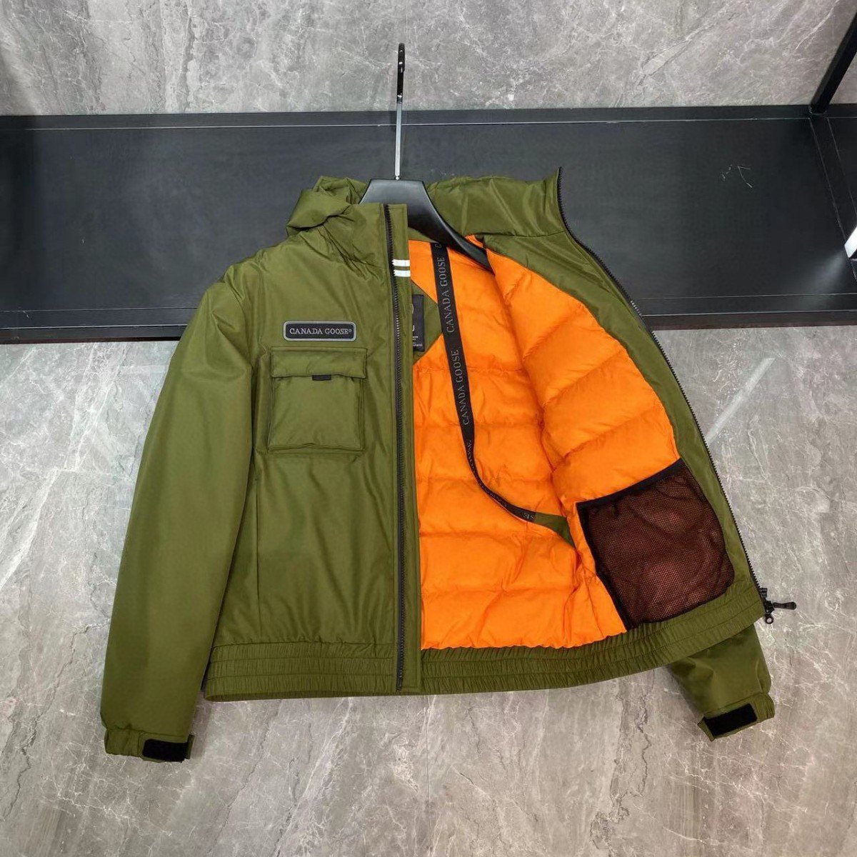 CN137 Men's and Women Canada Goose Down Jacket