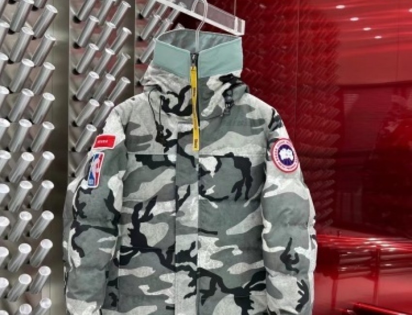 CN121 Men's Canada Goose/WOMen's Canada Goose White Label Series Short Style